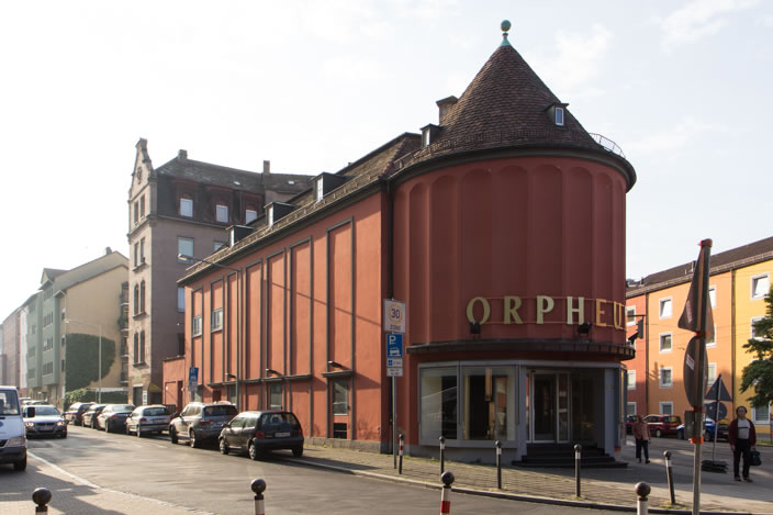 The venue for our border:none conference was the historic Orpheum-Lichtspielhaus, a former cinema from 1910
